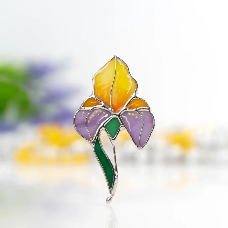 Yellowish Iris Brooch