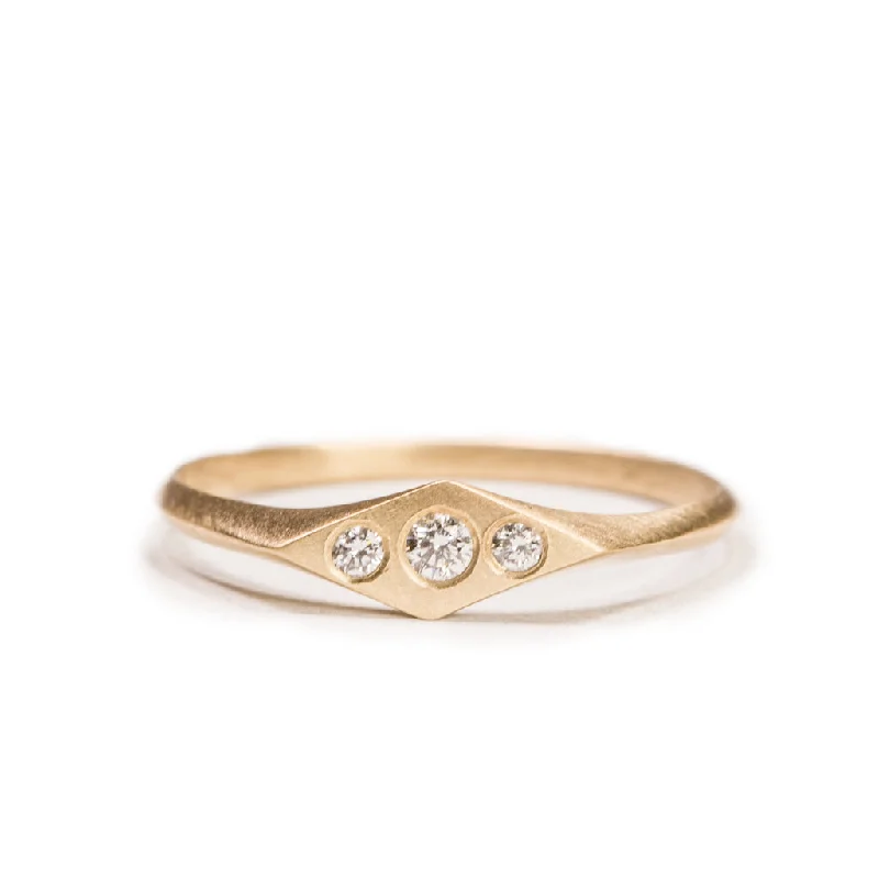 <!--RG554dia-->SALE -flat top ridge ring with diamonds, size 6.5