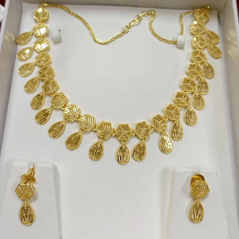 Pari Art Jewellery Forming Necklace Set