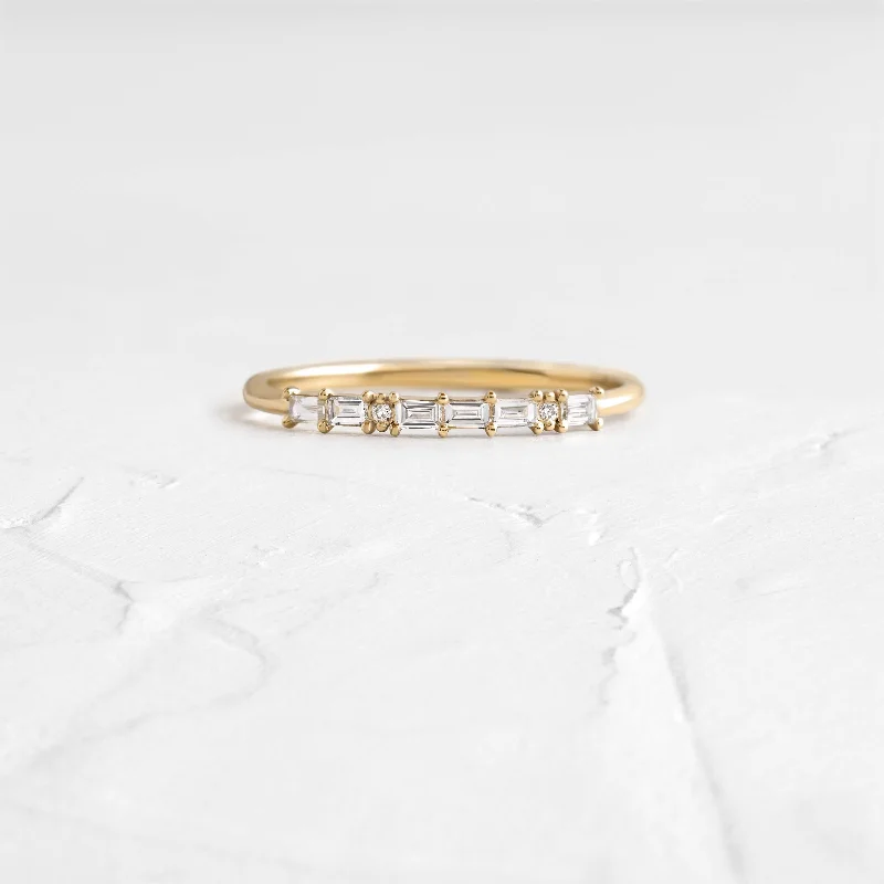 Morse Code Ring: MAMA